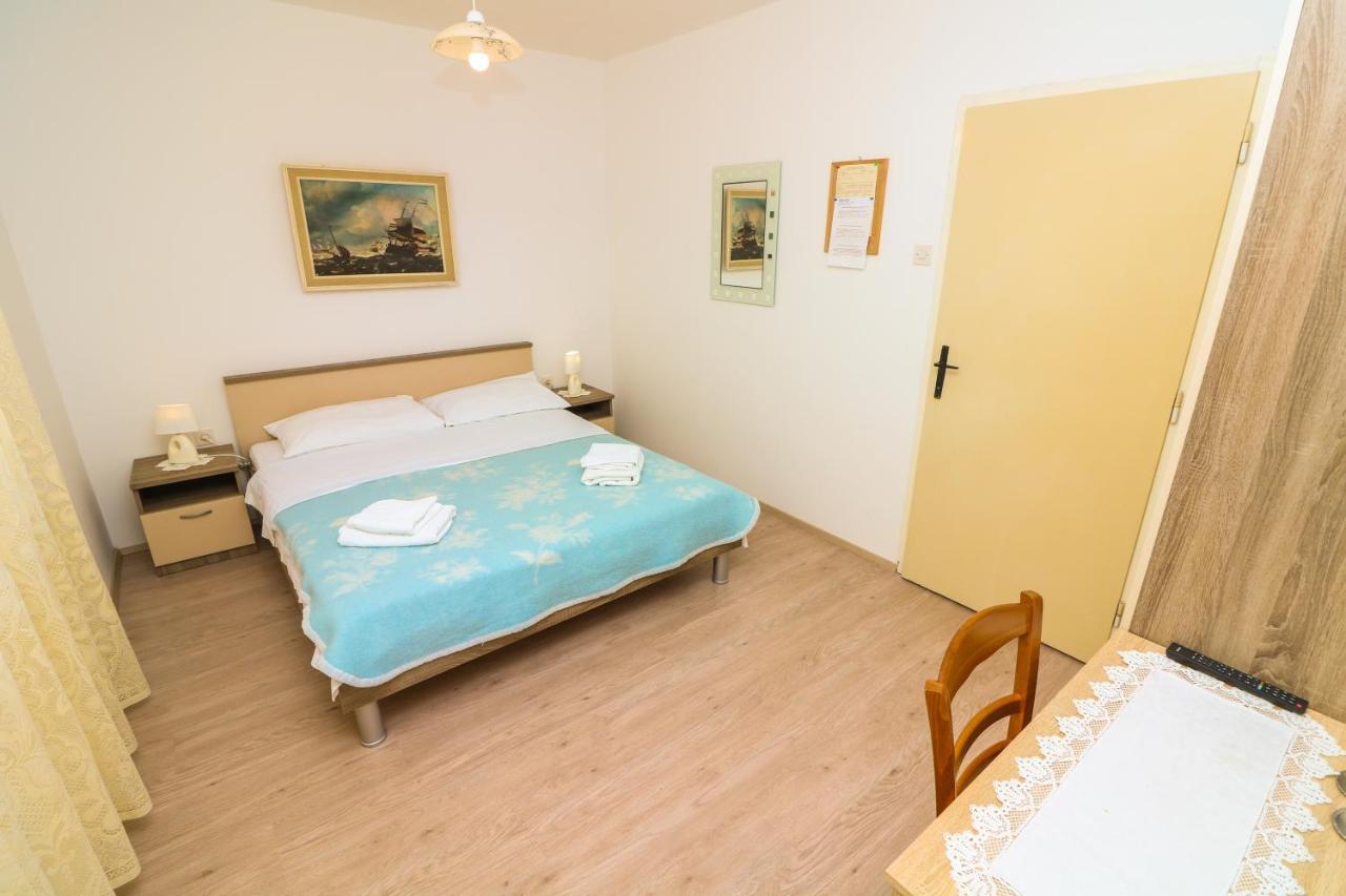 Double Rooms With Terrace Tomica Baska  Exterior photo